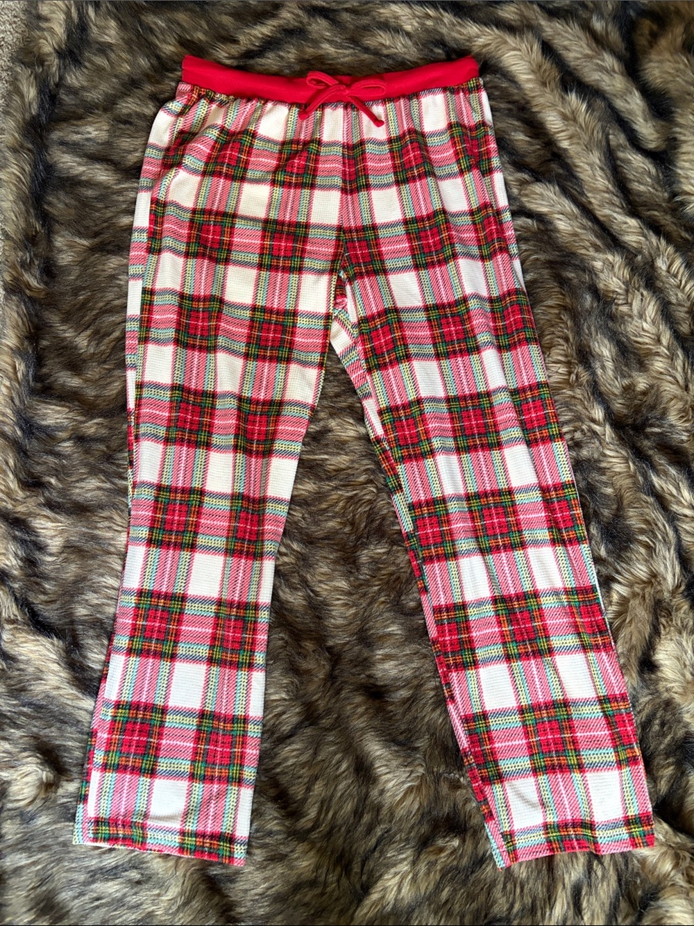 Eddie Bauer Red and White Plaid Men’s Christmas Pajama Bottoms Size large